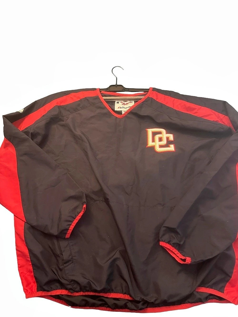 Majestic Athletic MLB Washington Nationals v neck pullover windbreaker